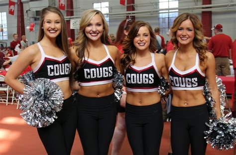 hot cheerleaders college|The Hottest College Cheering Squads